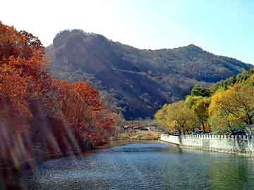 新澳天天开奖资料大全旅游团，何燕然